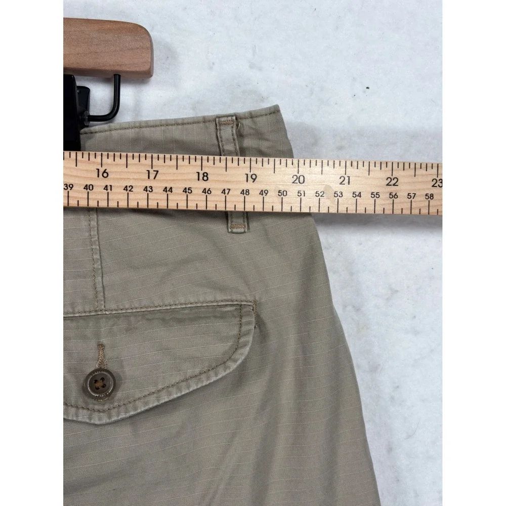 Levi Strauss & Co Mens Khaki Tan Ripstop Cargo Shorts Size 38 WaterLess Utility